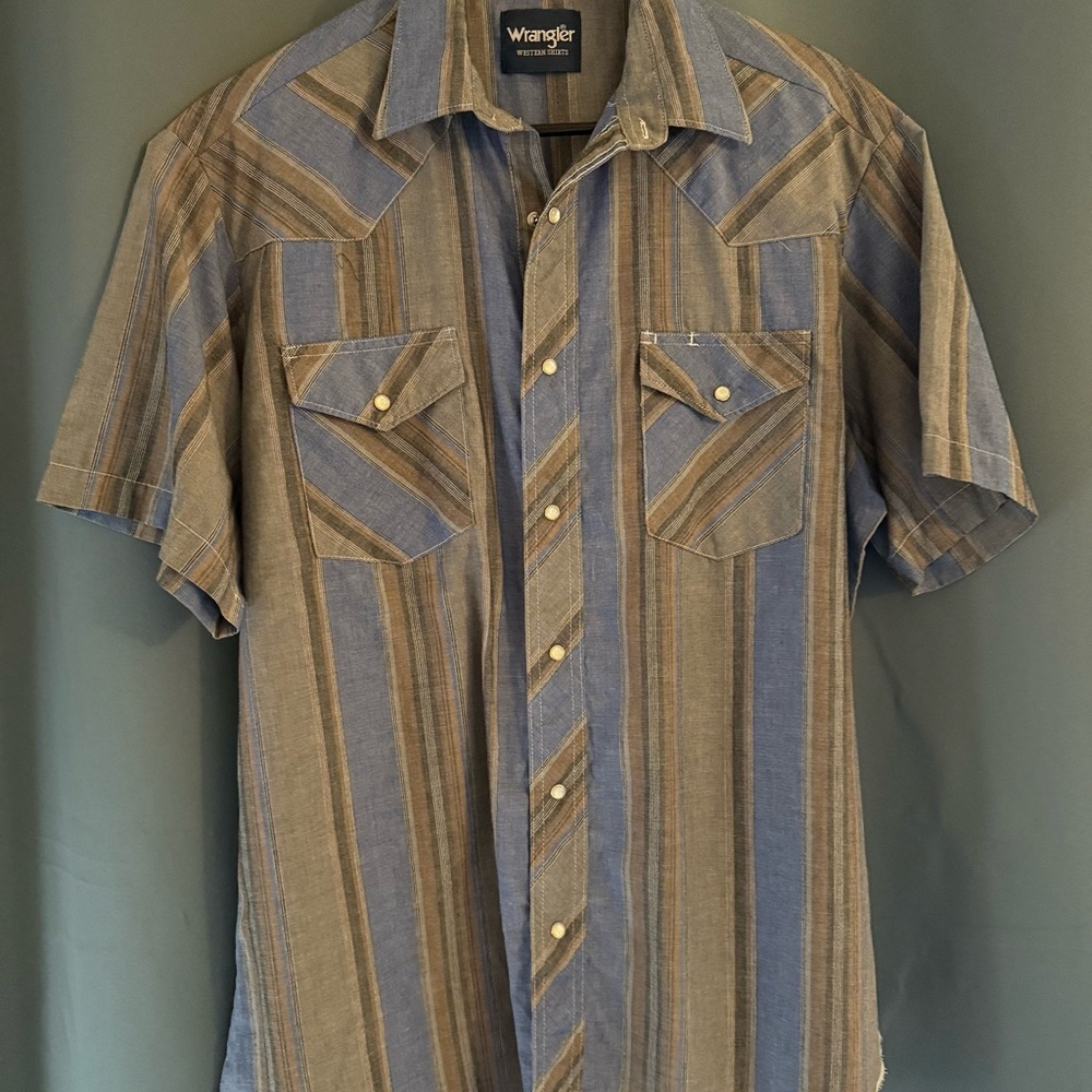 Wrangler - vintage-Inspired Snap Shirt – Size Large